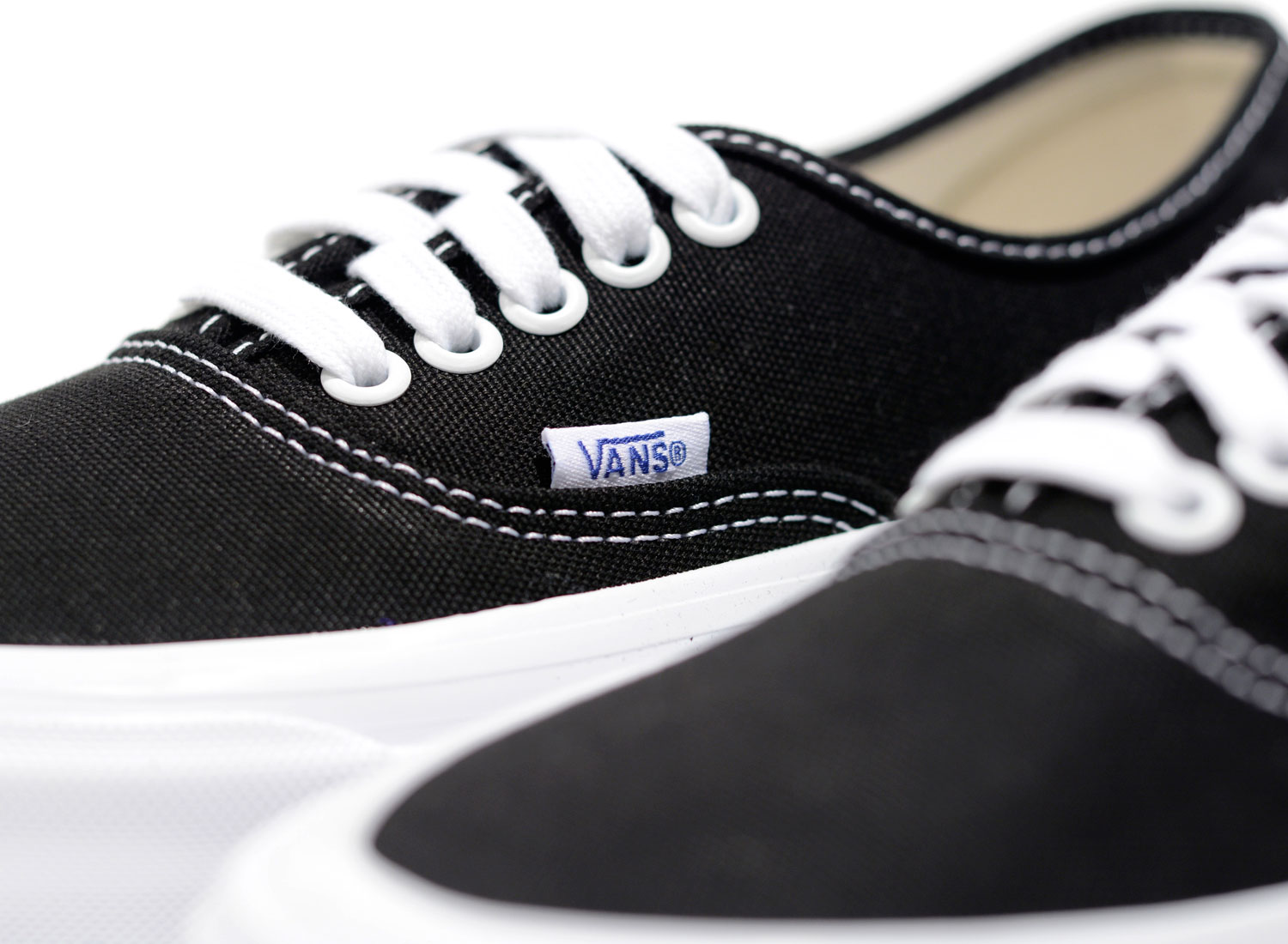 vans authentic lx