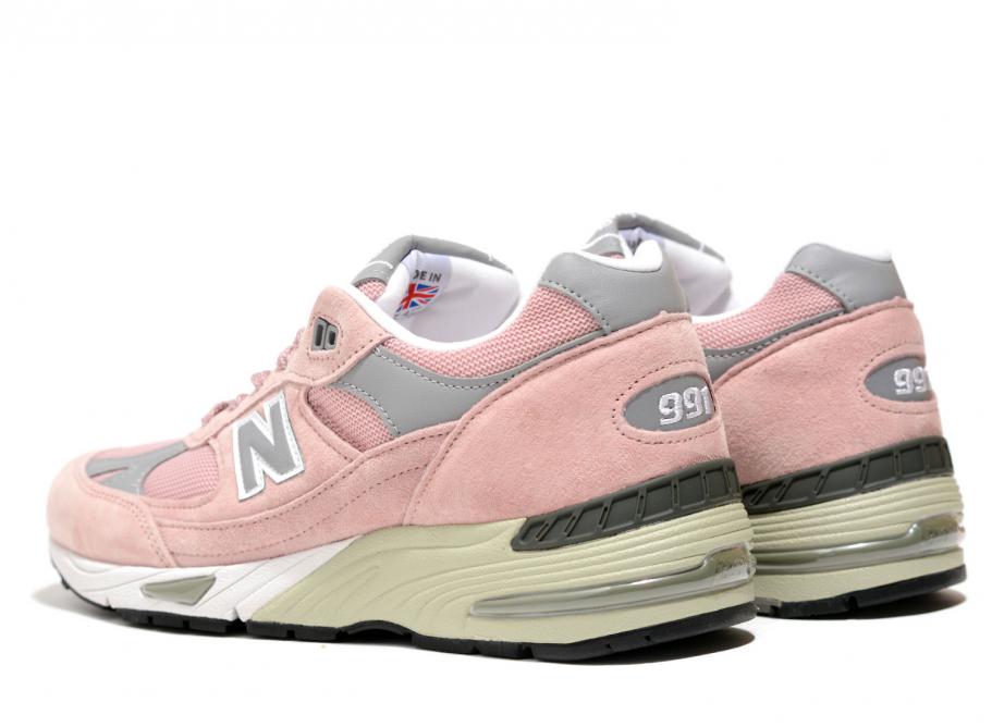 New balance 99 hot sale pink ribbon